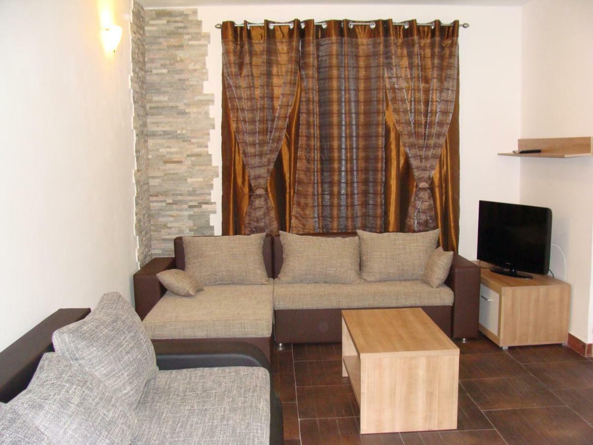 Appartement Apratman Uvala Duboka Kruscica à Kruscica  Extérieur photo