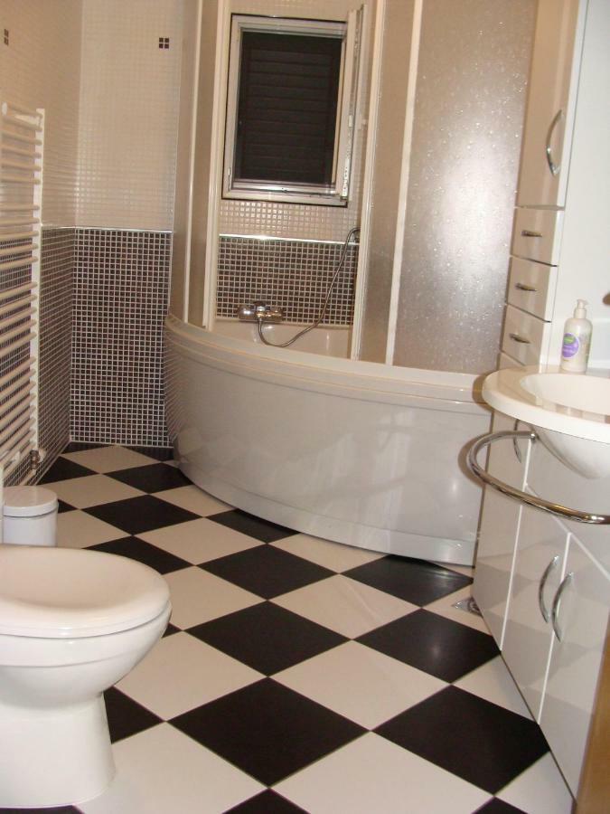 Appartement Apratman Uvala Duboka Kruscica à Kruscica  Extérieur photo